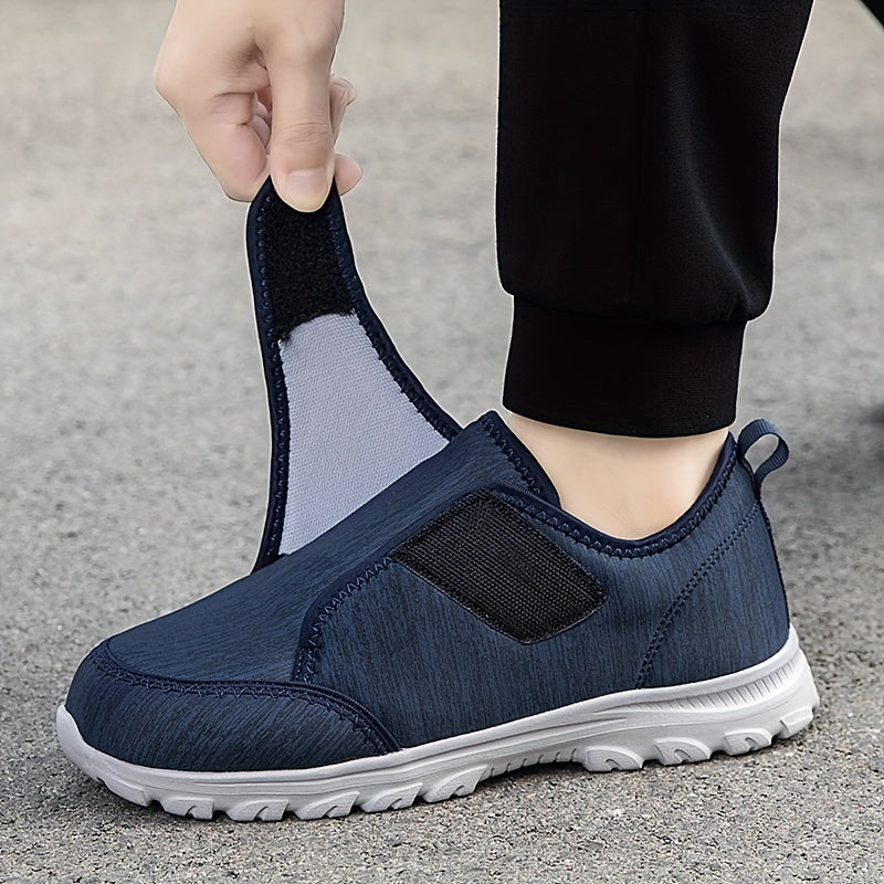 Men's Wide Fit Sneakers with Adjustable Straps for Swollen and Diabetic Feet