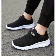 Boys Mesh Sneakers with Lightweight Platform Sole for Spring Outdoor Activities