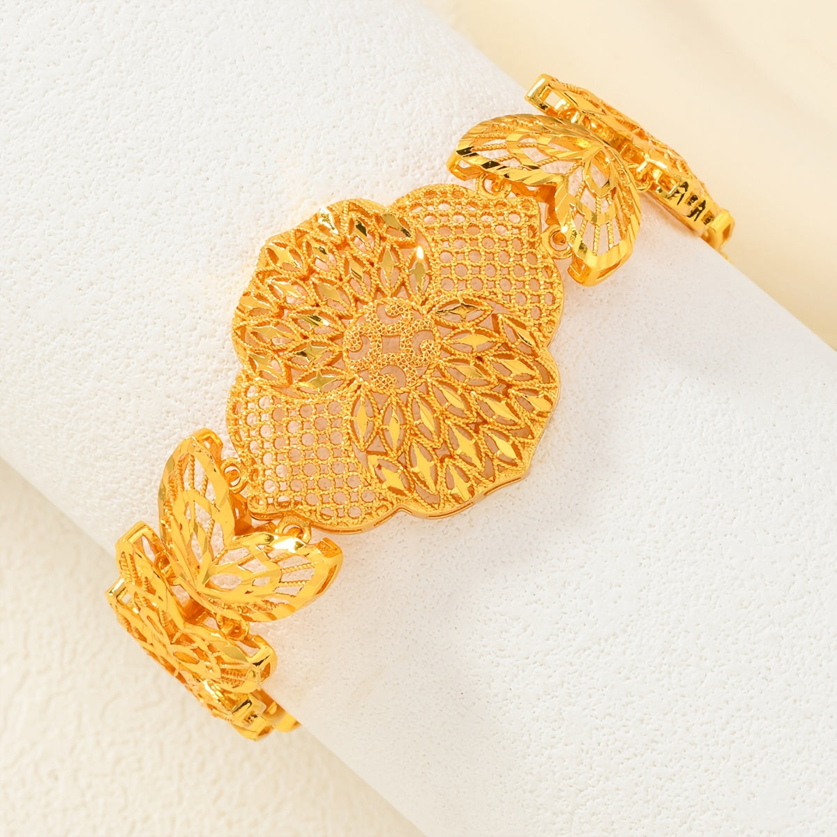 Gold Plated Copper Cuff Bracelet Hollow Heart Butterfly Wing Jewelry for Women