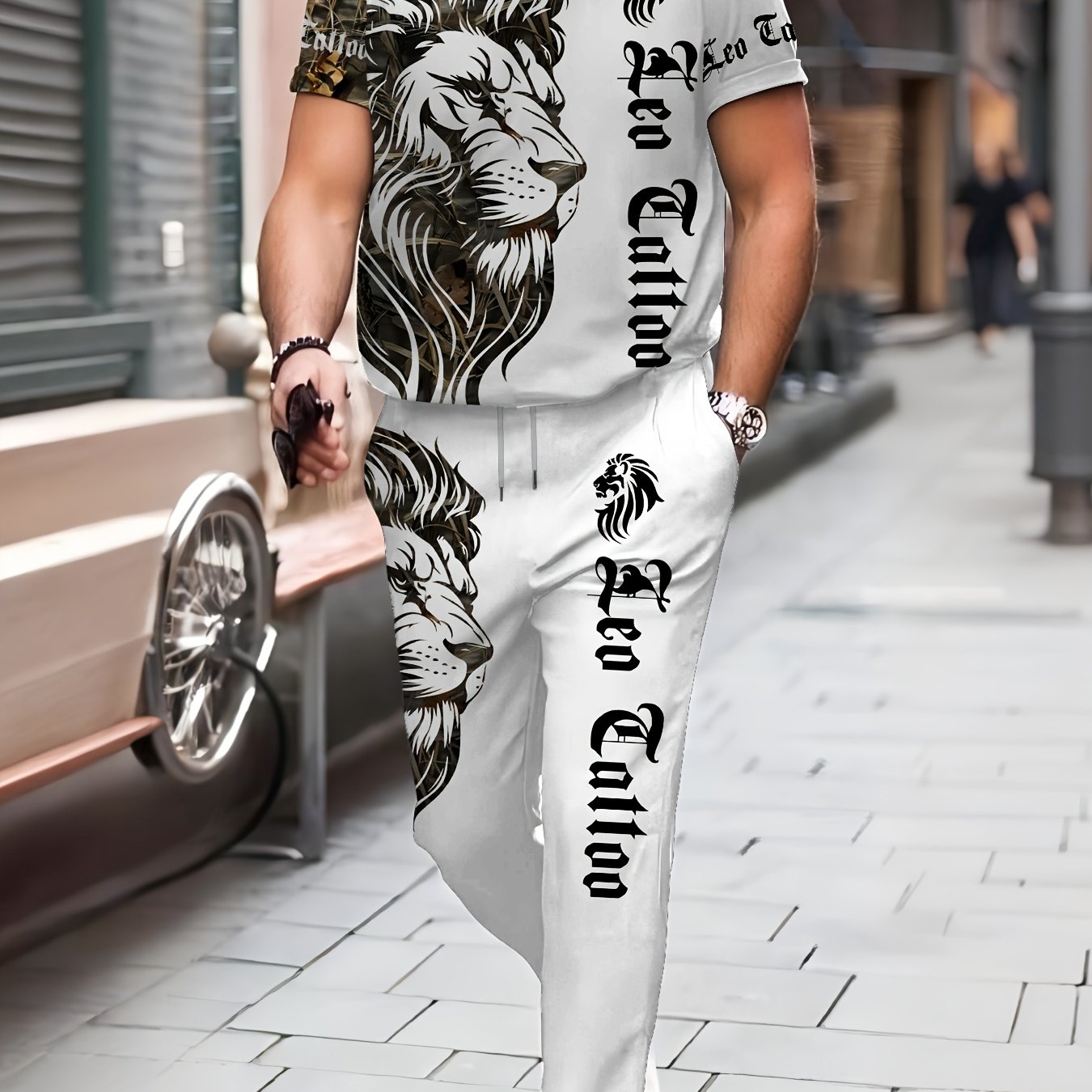 Men's Polyester Lion Print Sports Set with Crew Neck T-Shirt and Long Pants