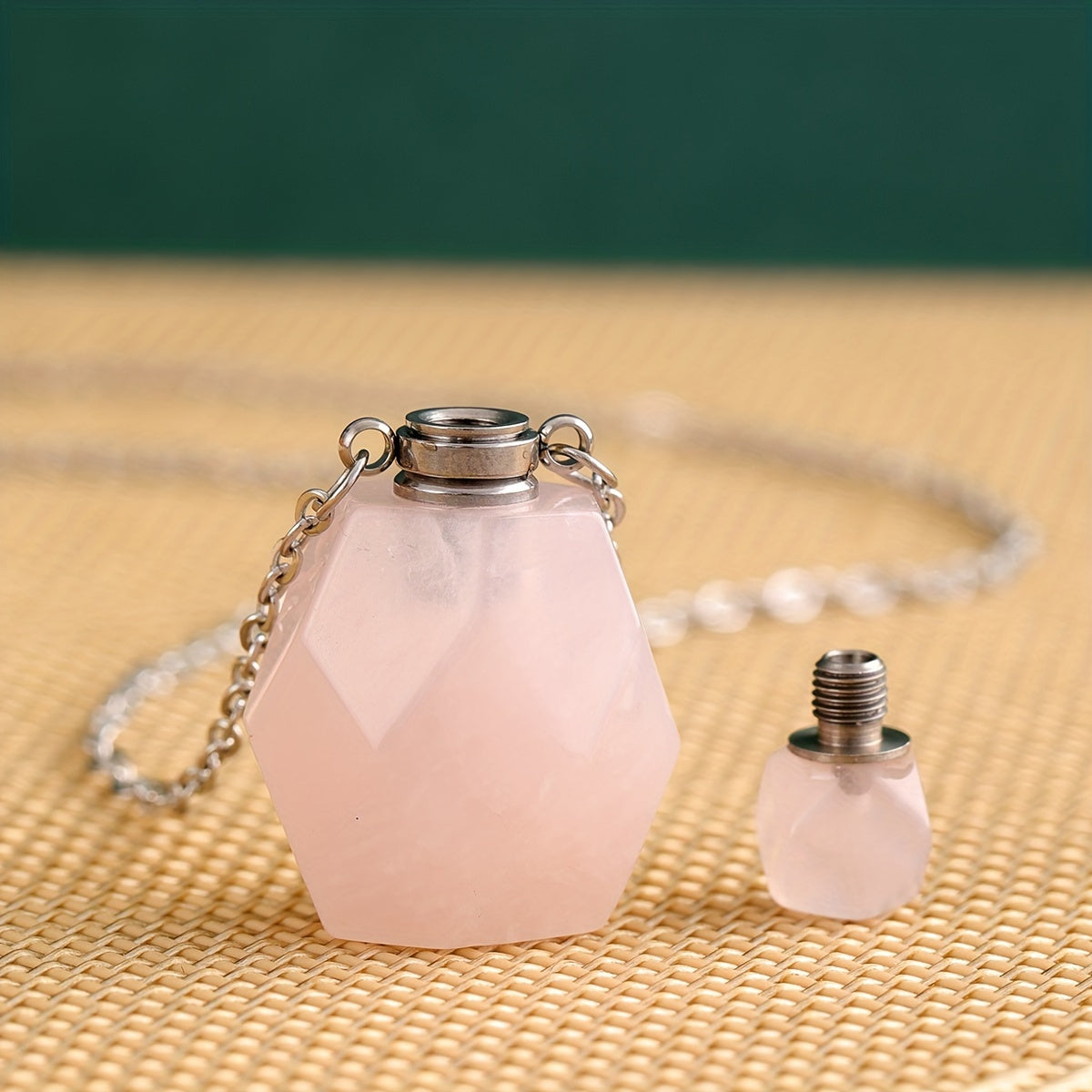 Glam Style Rock Crystal Diffuser Necklace with Chain for Aromatherapy and Gifts