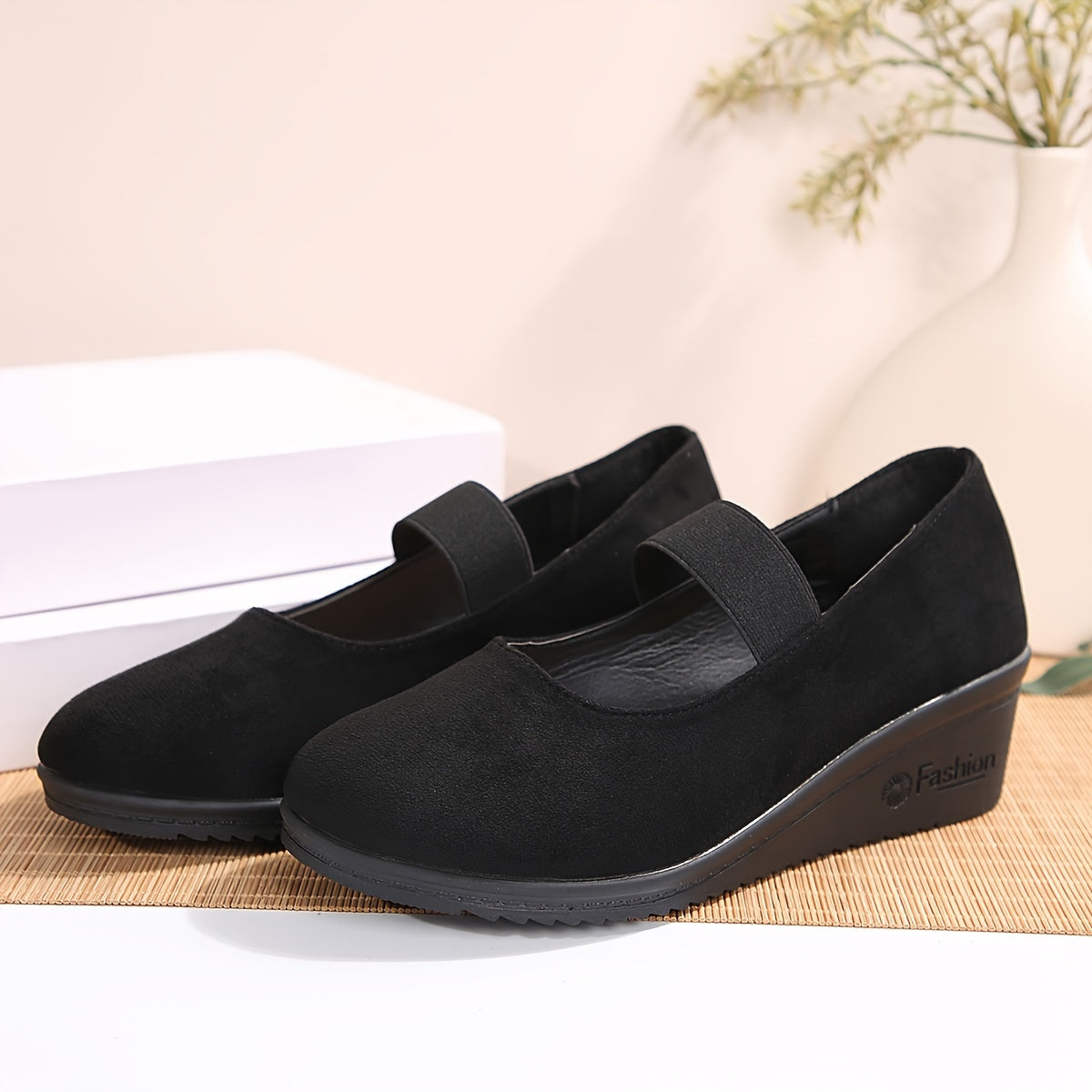 Women's Retro Wedge Shoes Leather Casual Comfortable Round Toe