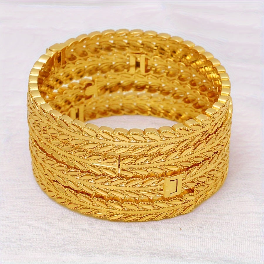 "Maqsadli tadbirlar va qo'l aksessuarlari uchun 4 ta oltin barg naqshli bilaguzuklardan iborat hashamatli etnik uslubdagi mis zargarlik to'plami."