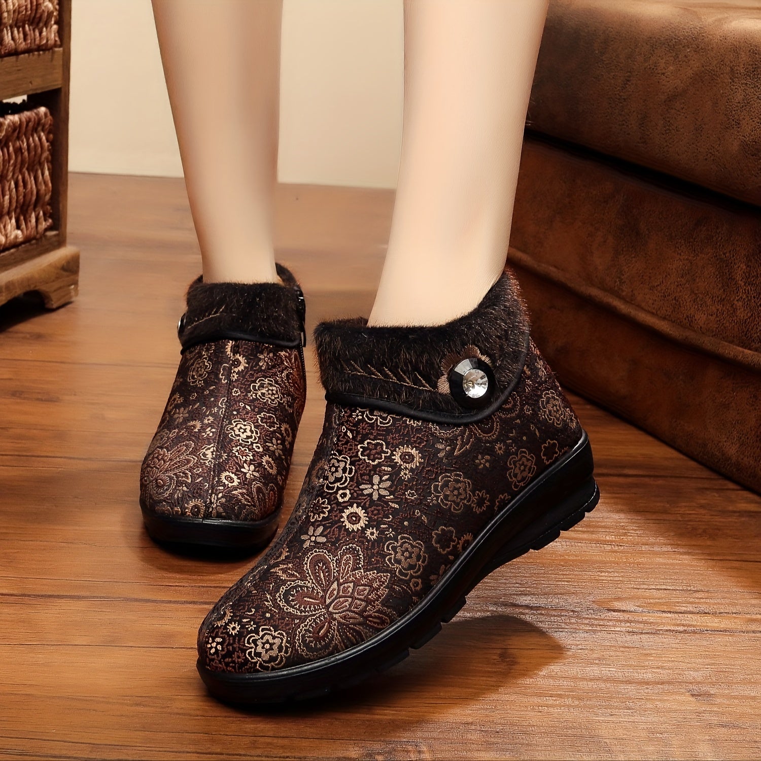 Women's Plush Snow Boots Vintage Flower Non-slip Warm Winter Shoes