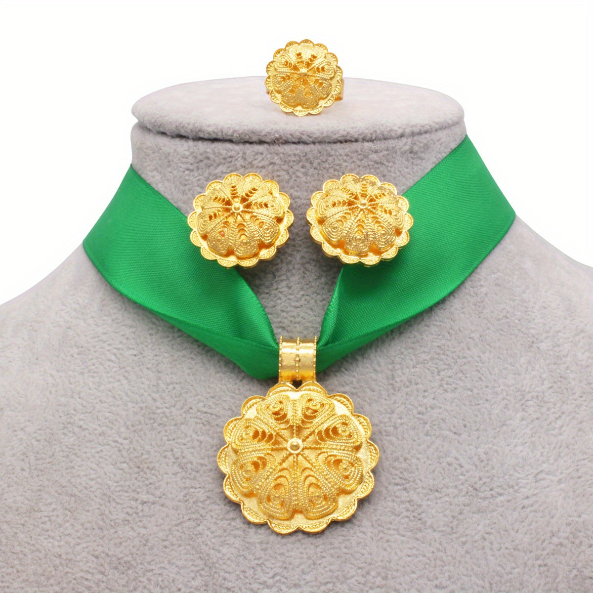 Set of 4 Exaggerated Design Jewelry Earrings Necklace Ring for Daily or Party Wear