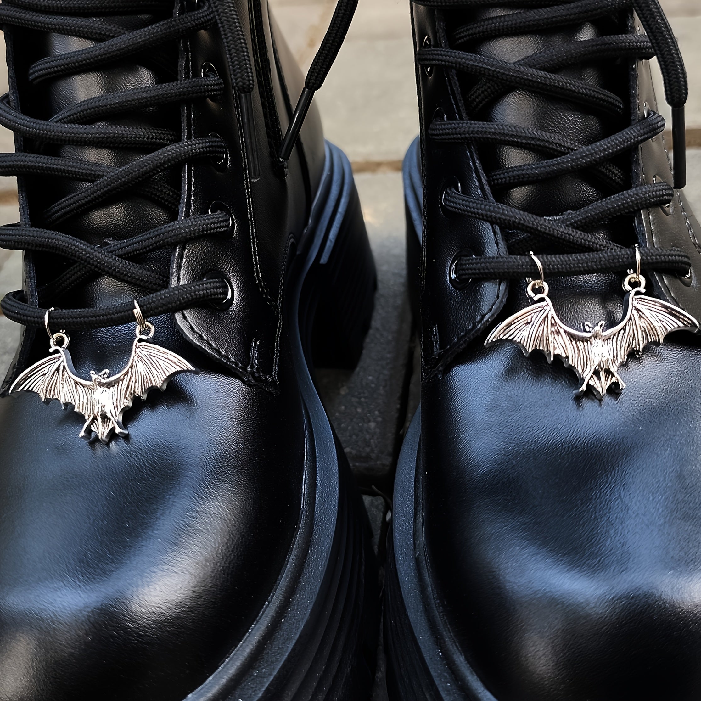 2Pcs Gothic Punk Bat Shoe Charms Zinc Alloy Removable Accessories for Boots