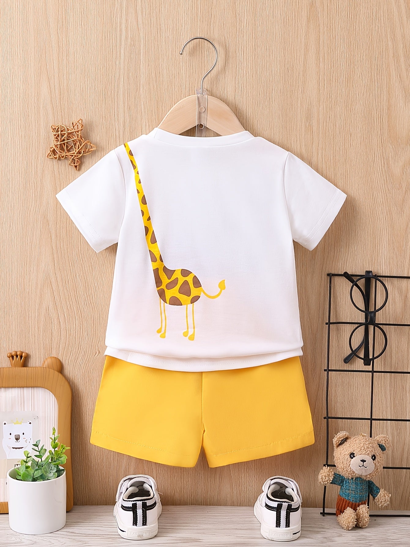 Kids Boy's Summer Outfit Giraffe T-Shirt and Shorts Casual Clothing for Daily Wear