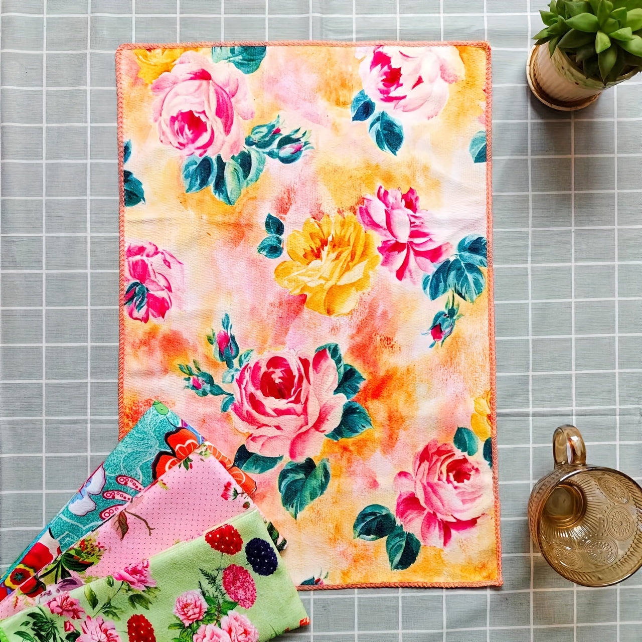 Set of Four Microfiber Kitchen Towels Floral Print 40x60cm Absorbent Lint-Free