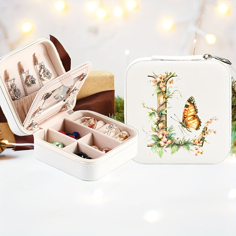 Yolgʻon charm bilan shaxsiylashtirilgan alfavitli flip-top bilan qoplangan, soʻzma-soʻz qoplangan va taqinchoqlarni saqlash uchun quti