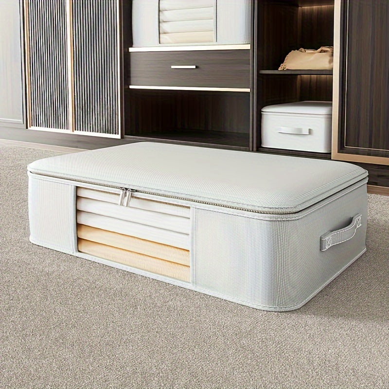 Uchta katta Oxford mato saqlash qutisi, kuchli tutqichlar va fermu bilan, 32L, 62L va 92L sig'imlarida mavjud. Ushbu suv o'tkazmaydigan to'rtburchakli tashkilotchilar yostiqlar, kiyimlar va mavsumiy to'shaklarni saqlash uchun mukammaldir. Bu zamonaviy