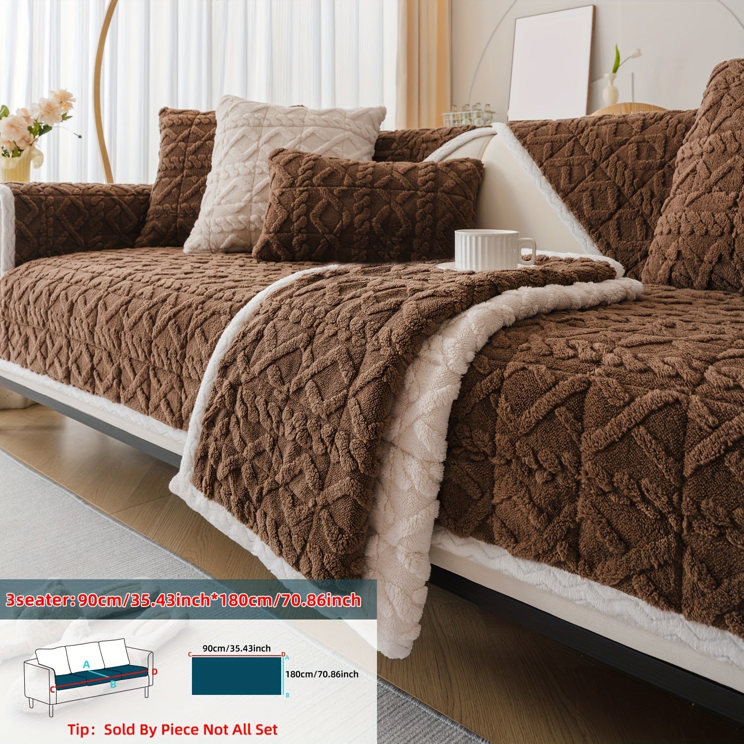 Qalin plush divan qoplamasi bohemian shik uslubida, uy hayvonlari uchun qulay va dog'larga chidamli. Mashinada yuvish mumkin va bitta to'rt o'rindiqli divanlar uchun bir nechta ranglarda mavjud.