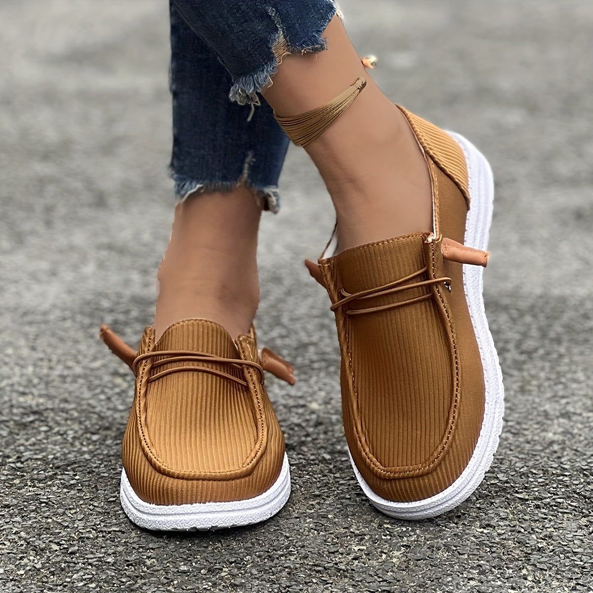 Women's Canvas Sneakers Slip-On Loafers with Soft Interior Durable Sole