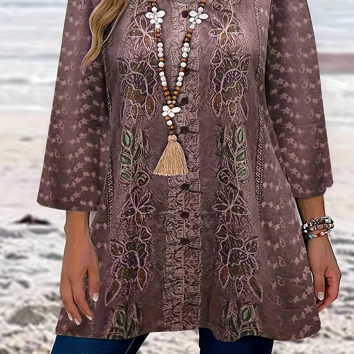 Plus Size Oversized Top With Retro Print and Comfortable Fit