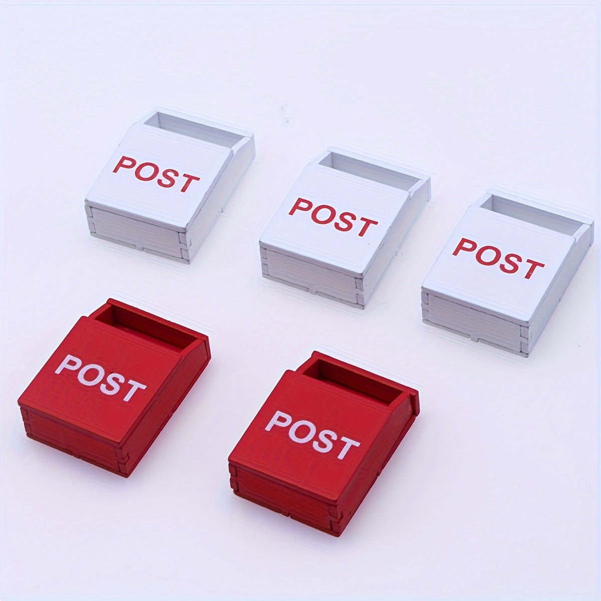 Miniature Wooden Dollhouse Mailbox for 1:12 Scale Indoor Decor Red