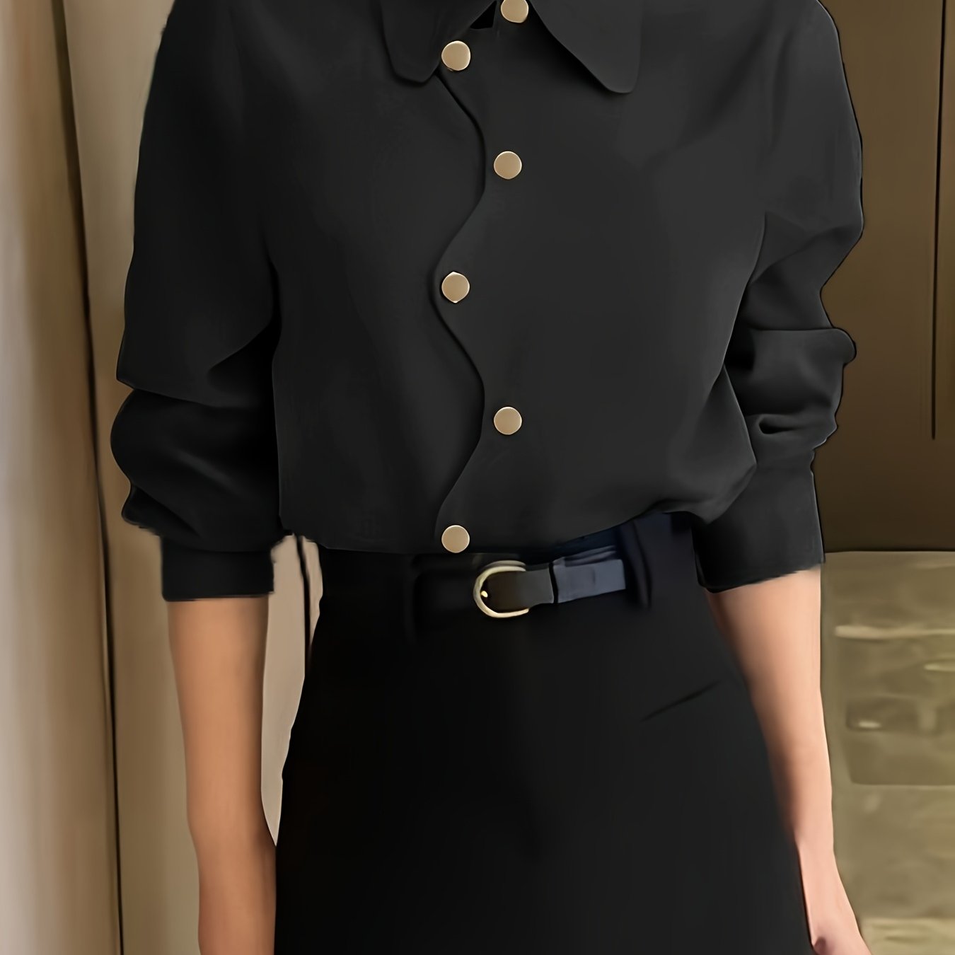 Camisa amarilla de poliéster para mujer con cuello de solapa y dobladillo asimétrico