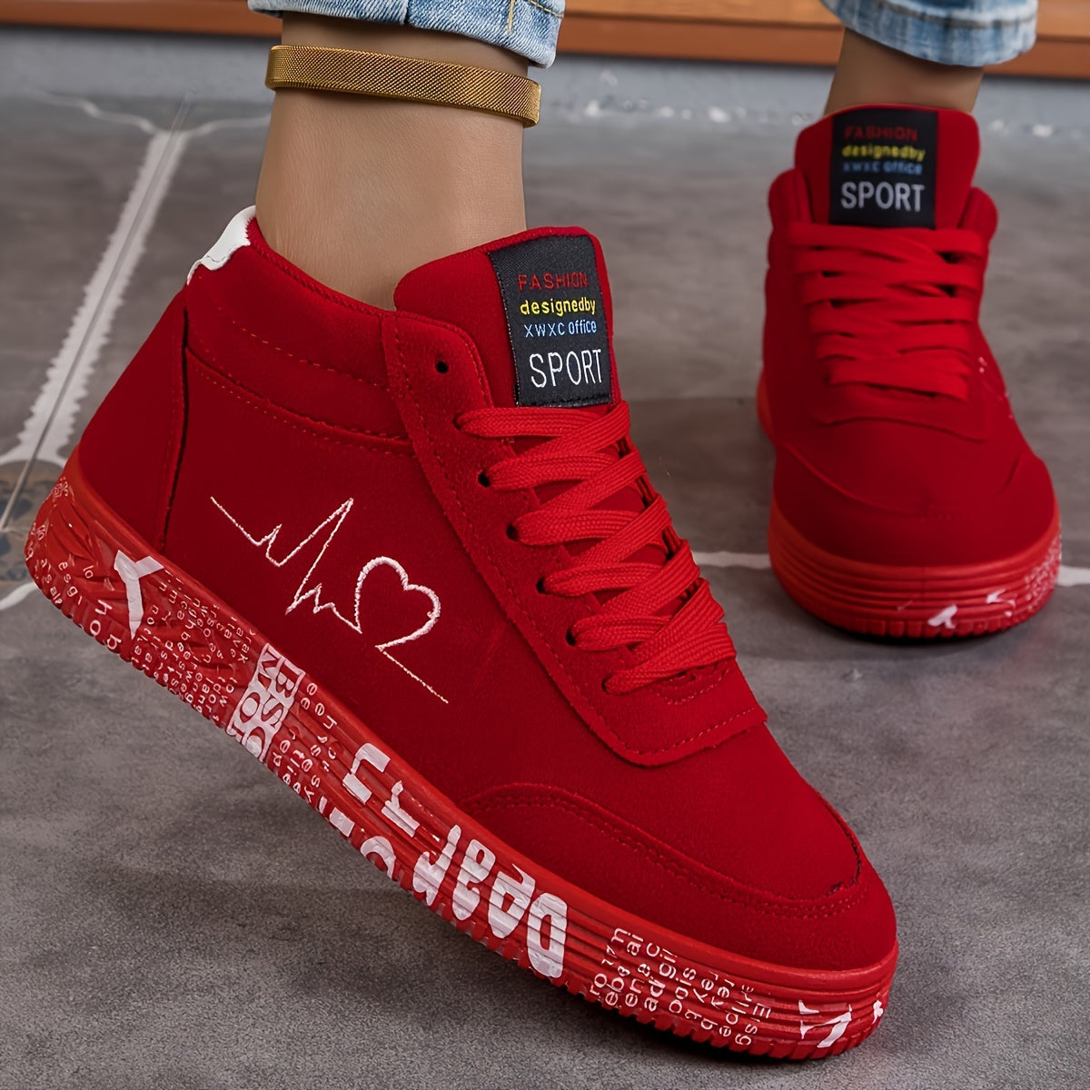 Zapatillas altas rojas para mujer con estampado de corazones y suela de EVA para uso casual
