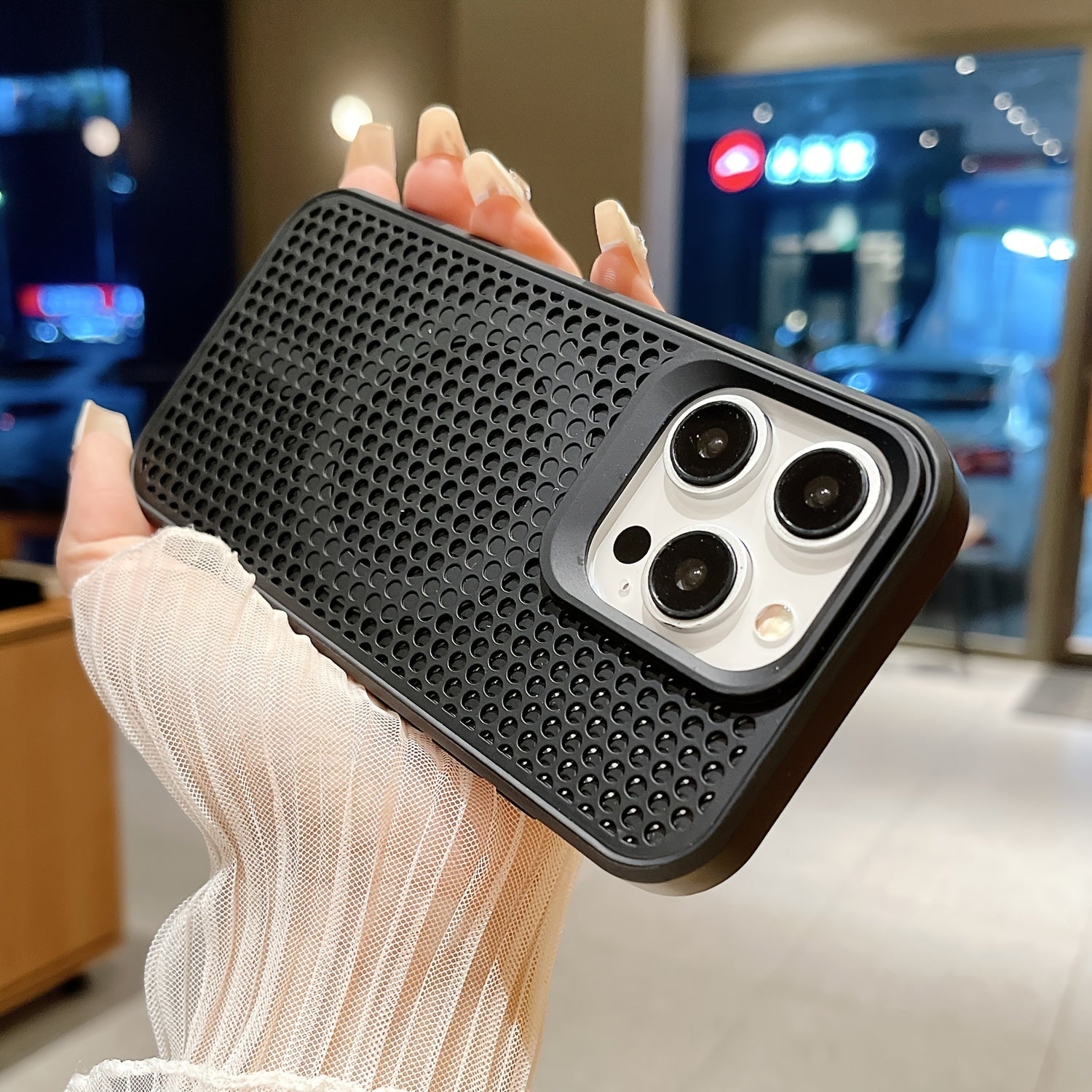 Matte Plastic Phone Case for iPhone Pro Max with Wireless Charging and Magsafe Compatibility