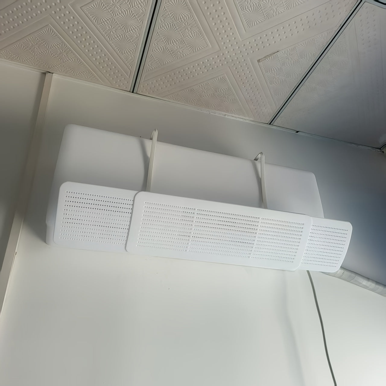 Universal Plastic Air Conditioner Deflector No-Drill Easy Installation Airflow Guide