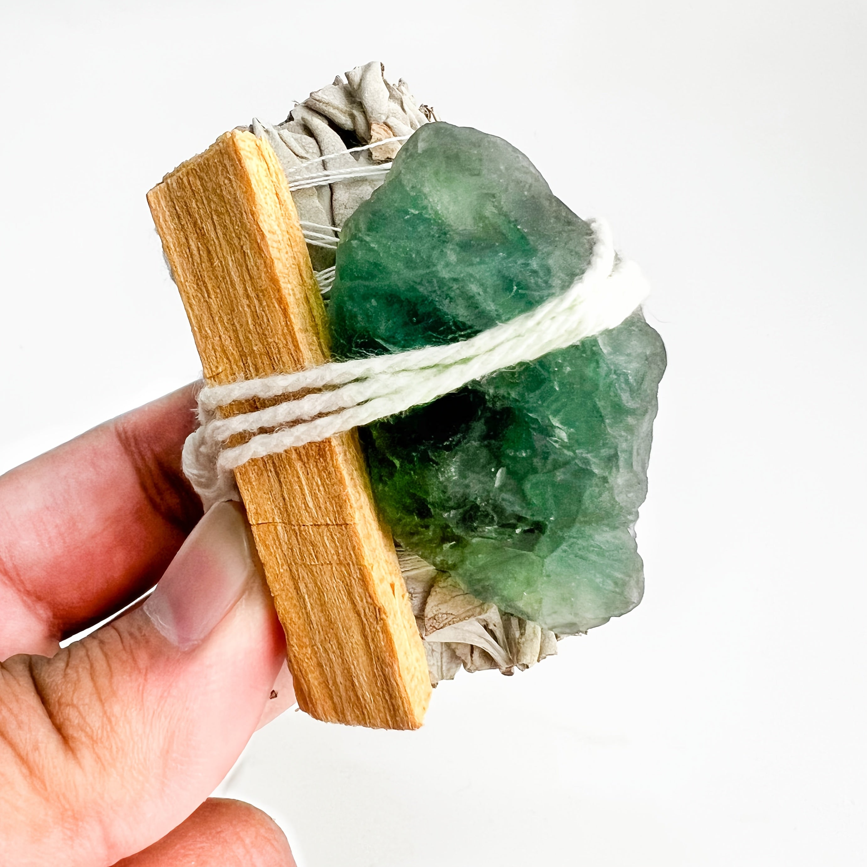 Conjunto de varita de limpieza energética de cristal de roca natural con varita de amatista, selenita y salvia blanca