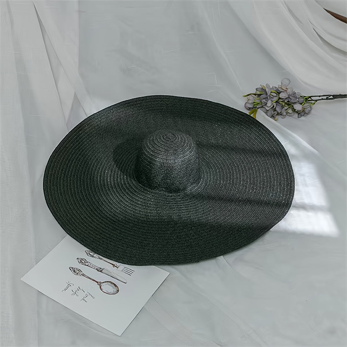Foldable Black Straw Sun Hat with Wide Brim UV Protection for Beach Travel