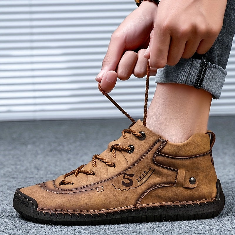 Men's Vintage Leather Casual Sneakers for Spring and Autumn with Non-Slip Rubber Sole