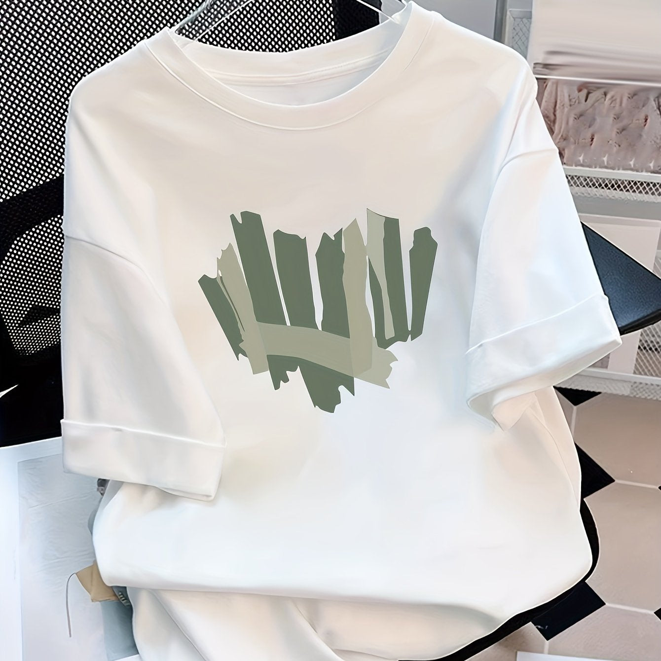 Футболка с коротким рукавом для женщин, приталенного кроя, с мультяшным принтом, изготовленная из чистой ткани, идеально подходит для лета.