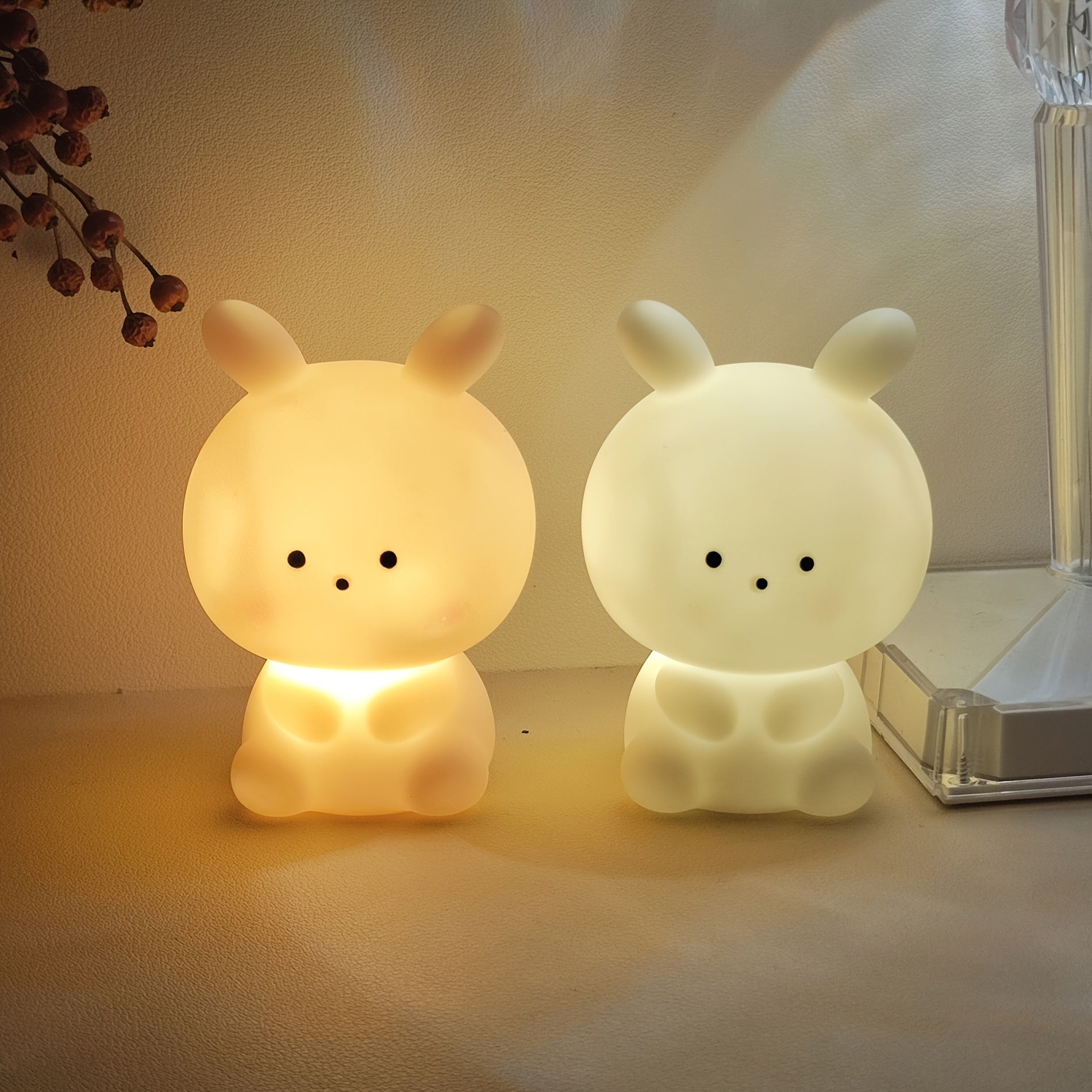 Lámpara de escritorio LED Big Head Rabbit para dormitorios y uso exterior con pilas reemplazables