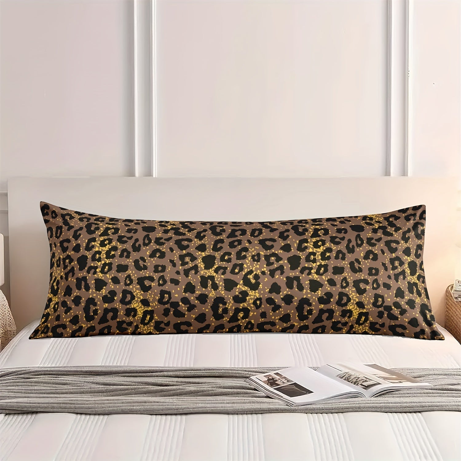 Polyester Geometric Pattern Pillowcase for Body Pillow Soft and Washable