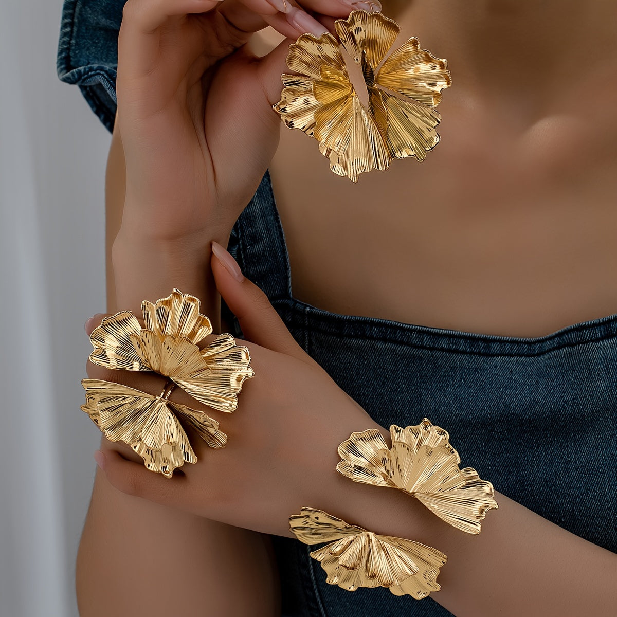 [Eng yaxshi tanlov] Ayollar uchun zamonaviy 5 qismli zargarlik to'plami - Ochiq uzuk, stud quloq bilaguzuklari va bilaguzuk bilan murakkab metall gullar dizayni - To'ylar va maxsus tadbirlar uchun ideal