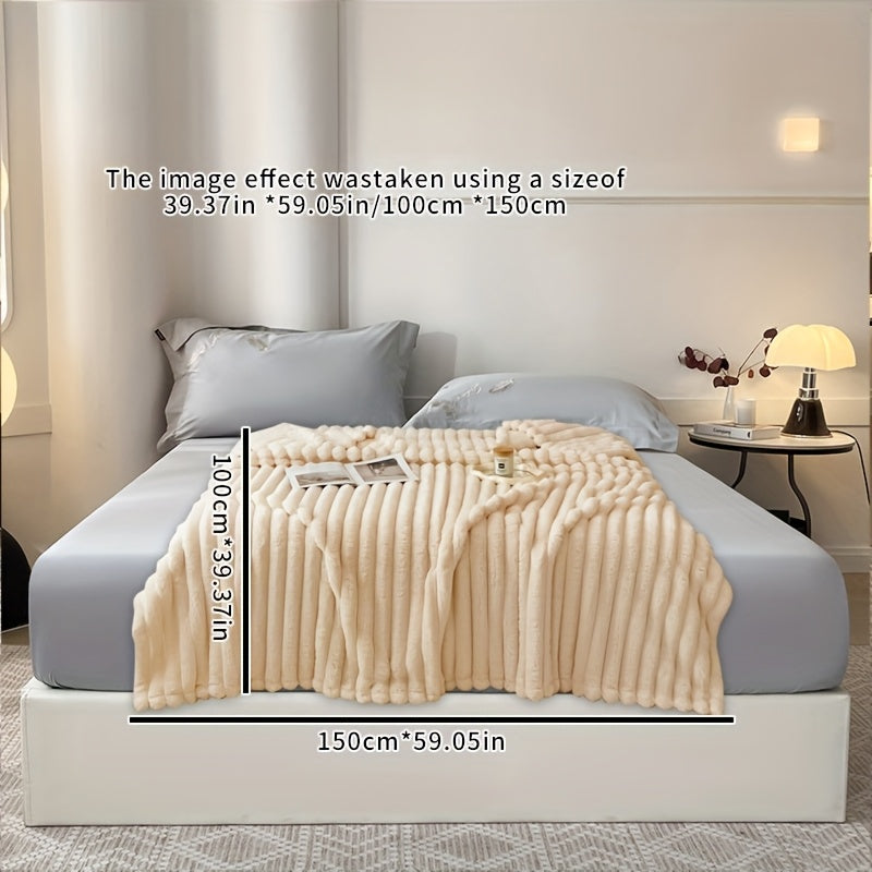 Faux Fur Throw Blanket Ultra-soft Snug for Sofa Bed and Home Decor