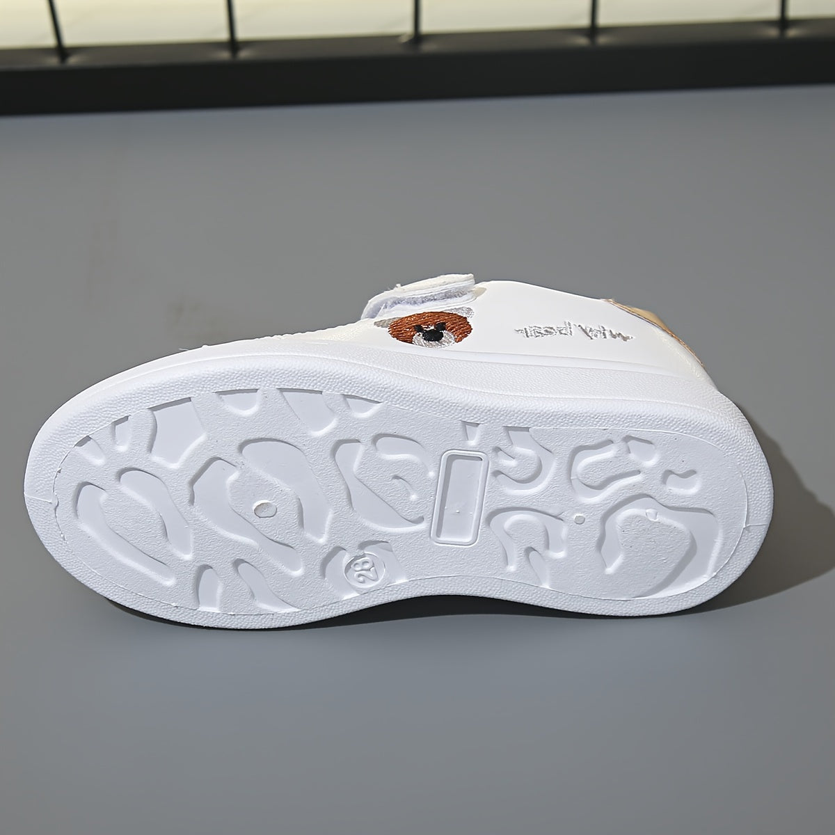 Kids' Cartoon Design Sneakers for Boys and Girls Breathable PVC Sole