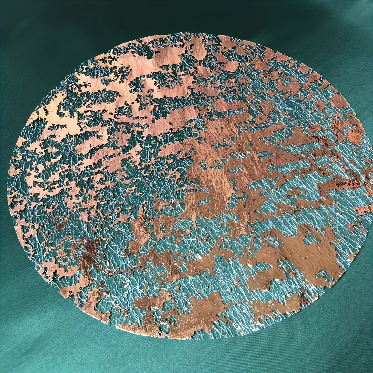 Juego de 50 posavasos redondos desechables dorados para bodas, cumpleaños y decoración del hogar