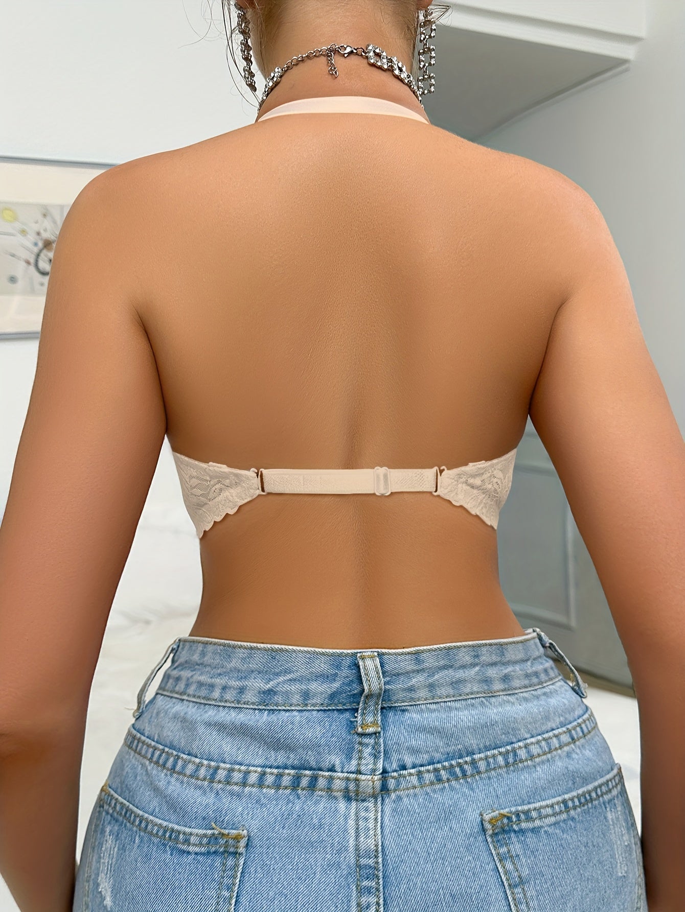 Seamless Lace Push-Up Bra with Scallop Trim Underwire Support for Women