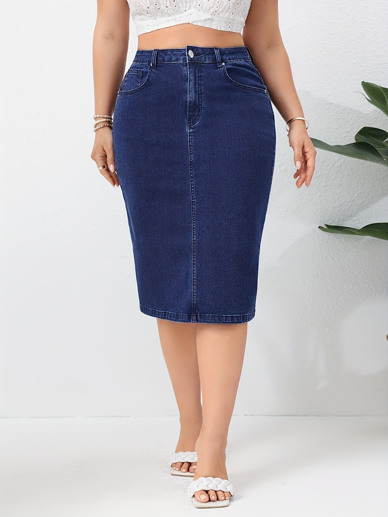 Plus Size Blue High Rise Denim Skirt with Slash Pockets for Women
