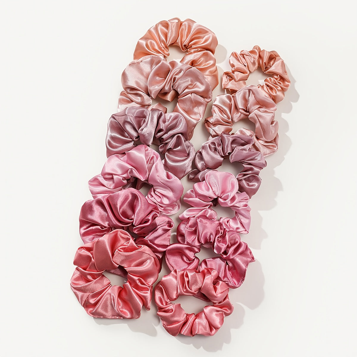 Ayollar va qizlar uchun 12 ta to'liq rangli satinning soch to'plamlari va tassel detallari bilan to'plam