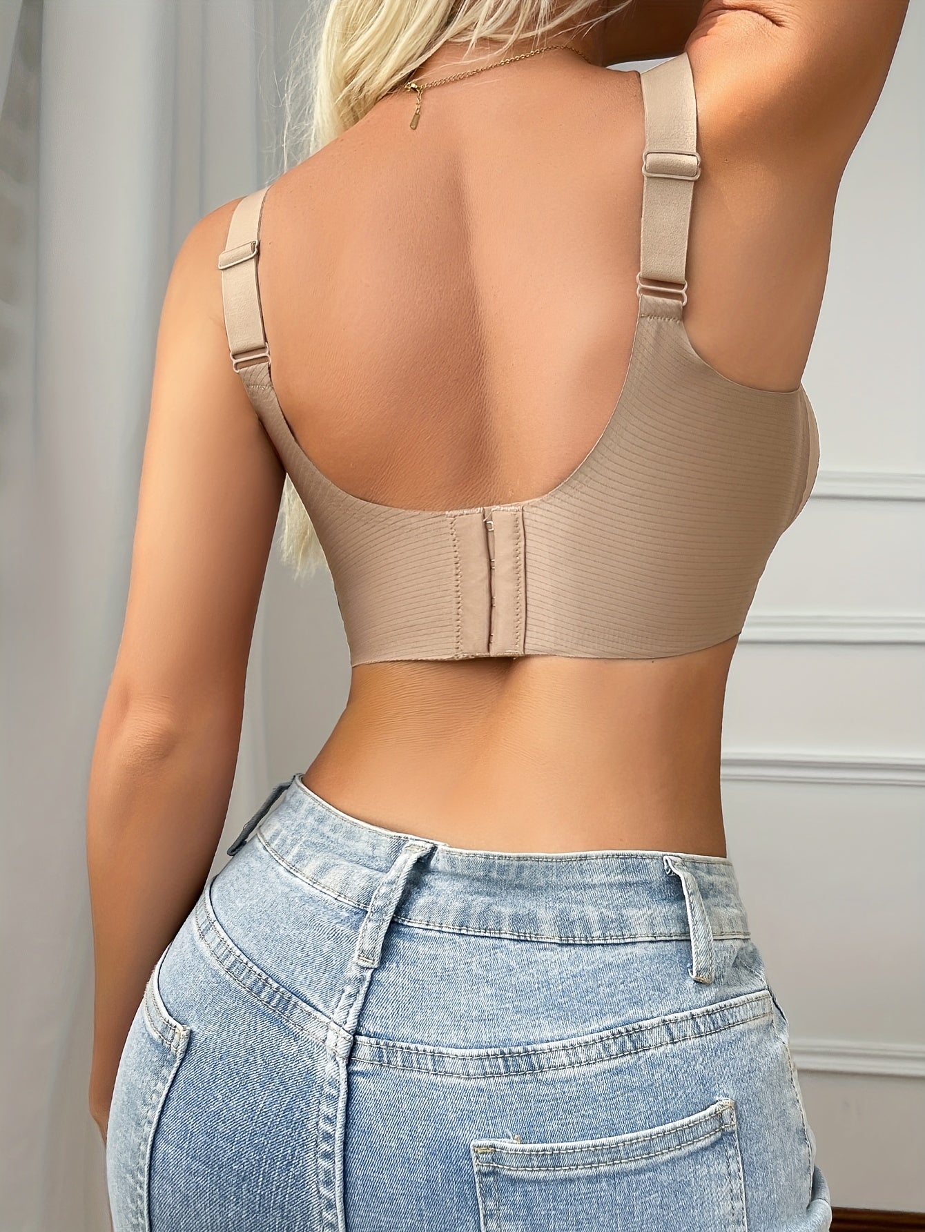 Ayollar uchun shiliksiz, qulay qo‘llab-quvvatlovchi, simsiz keng straplar bilan ko‘p ranglarda bo‘lgan ayollar uchun shiliksiz bustierlar