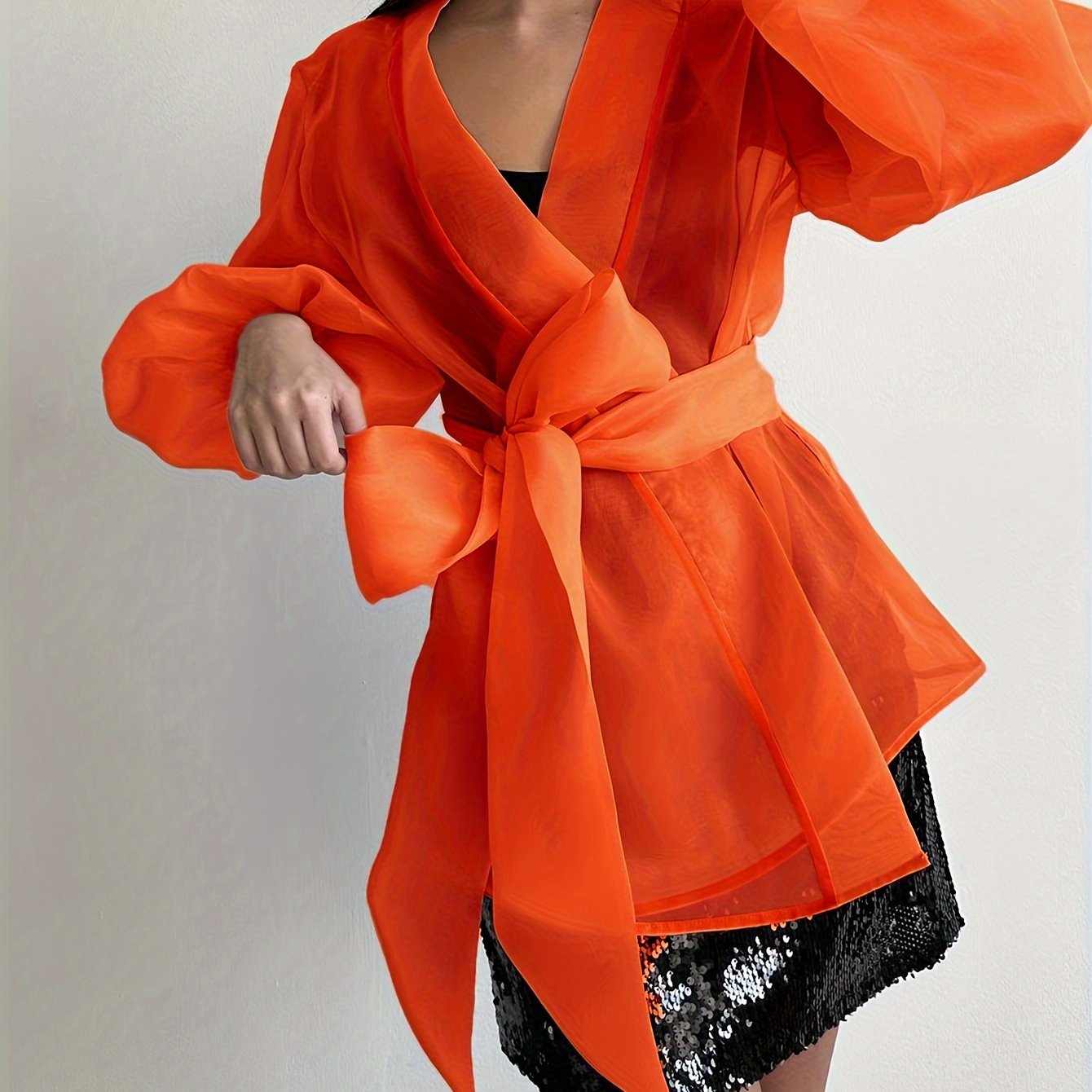 Usmonli plussayz ayollar uchun shaffof to'r kimono kardigani, kapalak bog'ich, shishali yenglar va zamonaviy polyester material bilan. Qo'l bilan yuvish mumkin va barcha fasllar uchun mos.