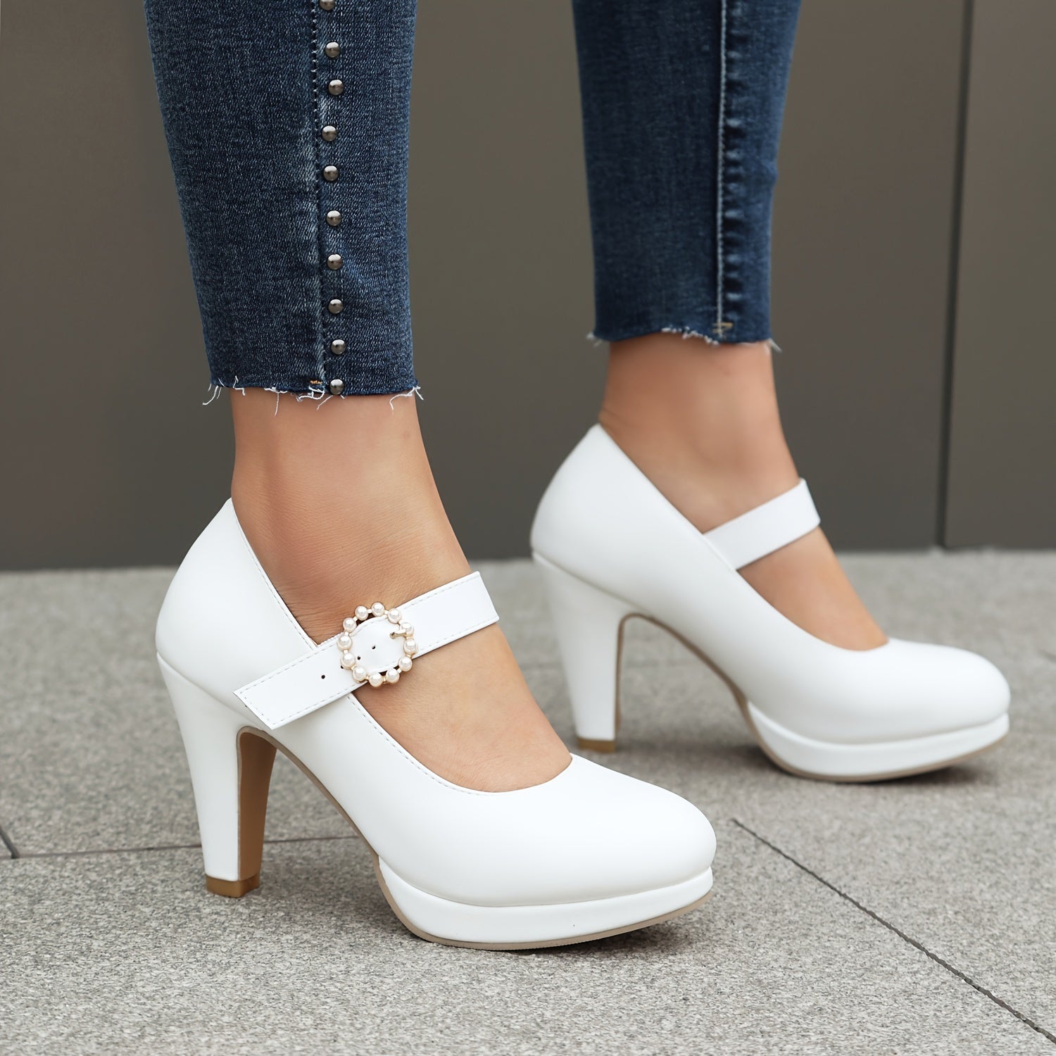 Women's Pearl Buckle Ankle Strap Pumps Solid Color Round Toe Block Heels