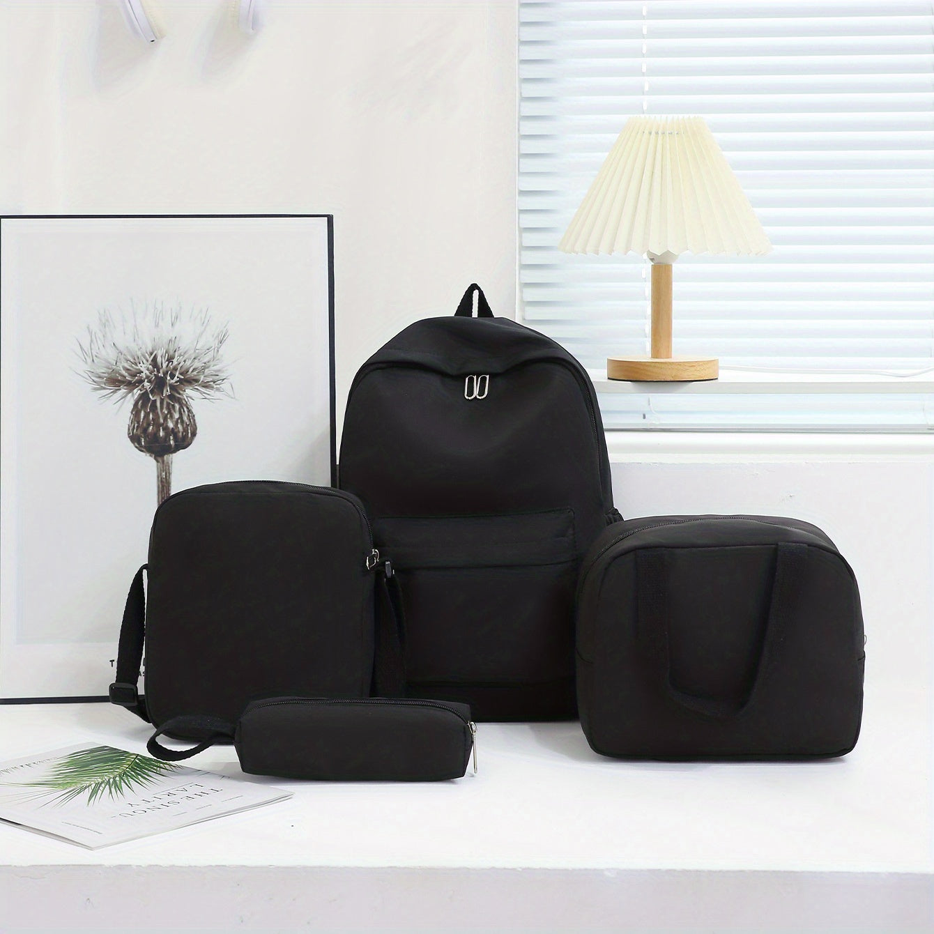 4 ta ruksak, kesish sumkasi, qo'l sumkasi va qalam sumkasi klassik bir xil ranglarda. Ayollar va erkaklar uchun tasodifiy sayohat uchun mos, katta sig'imga ega. Maktab qizlari va talabalar uchun ideal.