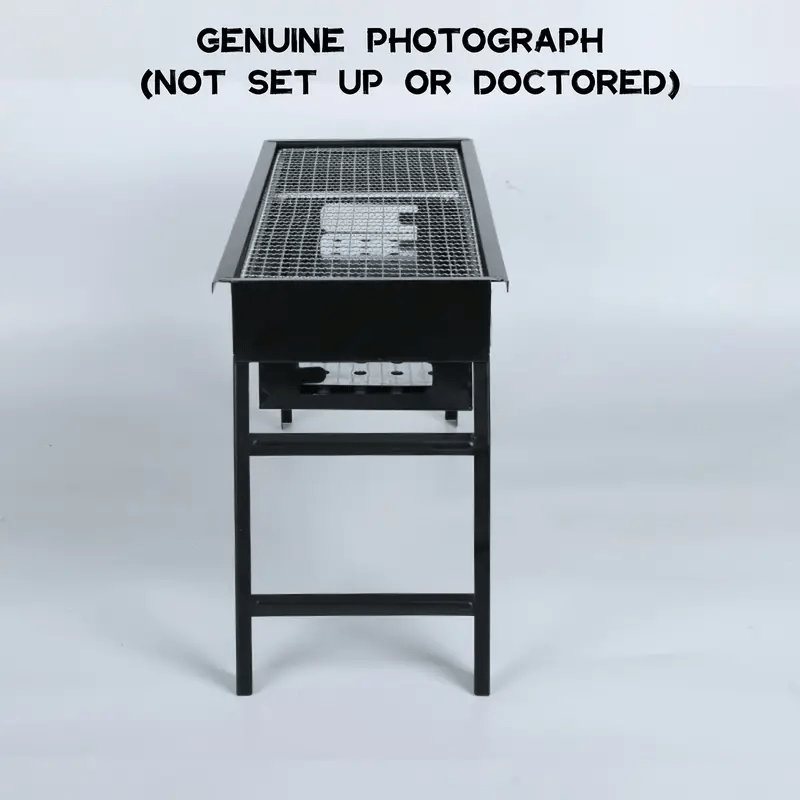 Mustahkam zanglamaydigan po'latdan tayyorlangan portativ bukadigan ko'mir grill, ochiq havoda BBQ partiyalari, lager va pikniklar uchun ideal. Qulay pishirish uchun yon tomonli qozon bilan kompakt dizayn.