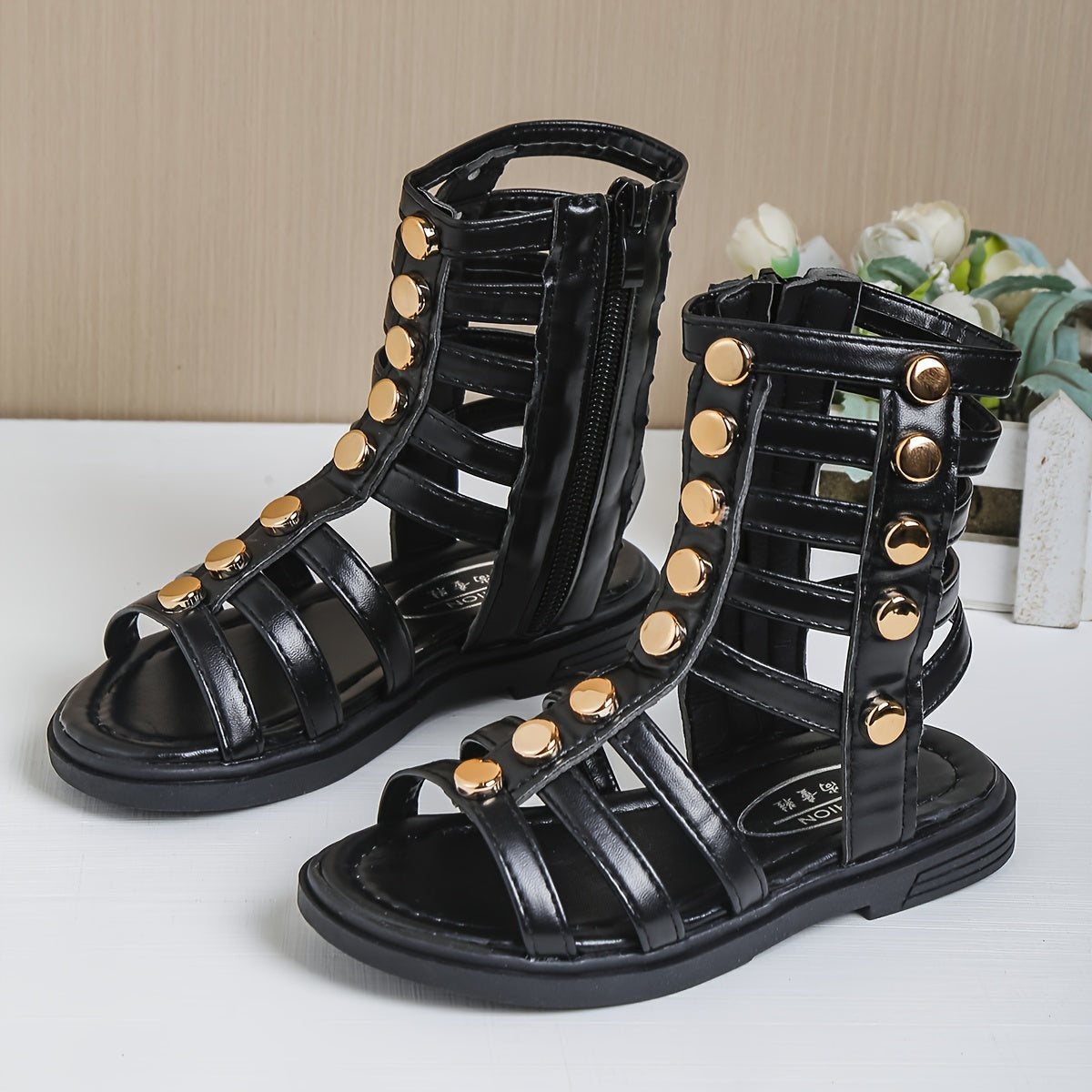 Girls Sandals with Geometric Pattern Faux Leather and Rubber Sole