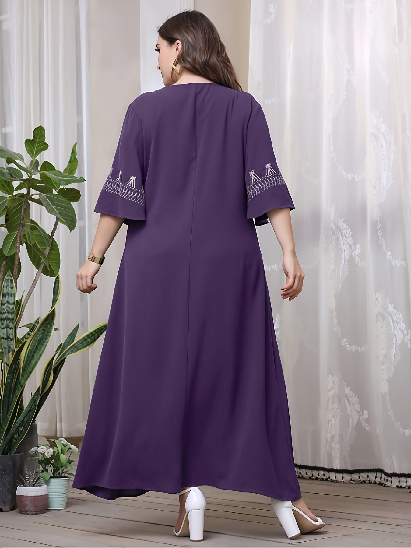 Plus Size Women's V-Neck Long Sleeve Casual Tribal Dress All-Season