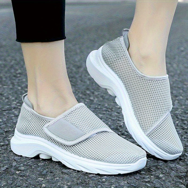 Women Breathable Mesh Slip-On Sneakers Low-Top Casual Shoes Black White
