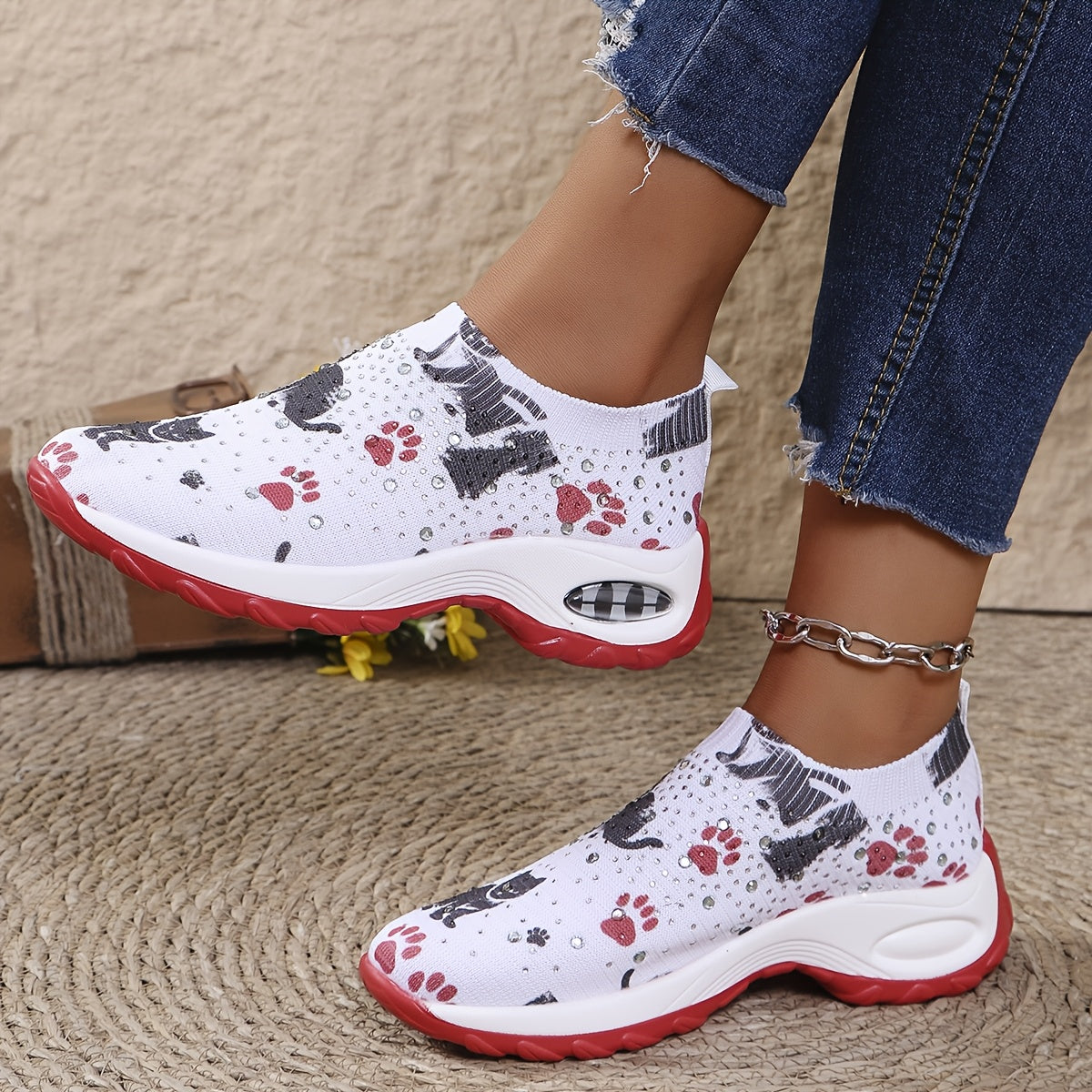 Women Breathable Slip-On Sneakers Versatile Lightweight Running Shoes