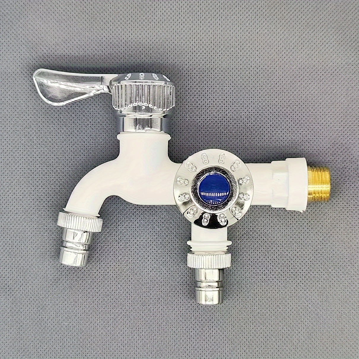 Grifo de doble boquilla de plástico para instalación en balcón, baño y piscina