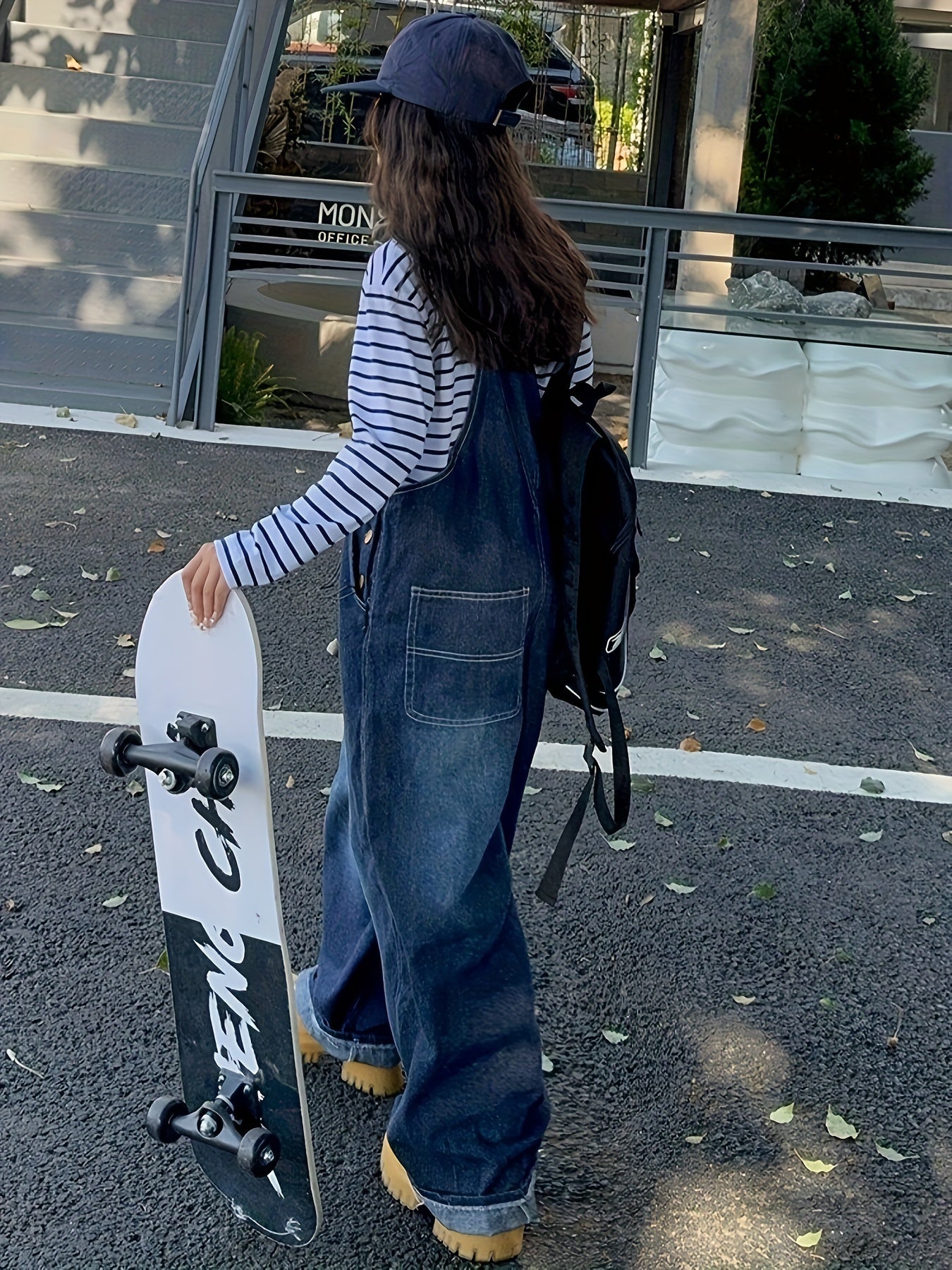 Teen Girls Loose Fit Straight Leg Jeans with Chain Detail and Alphabet Pattern, Cotton Polyester Rayon Blend, Casual Boyfriend Fit for Spring Fall