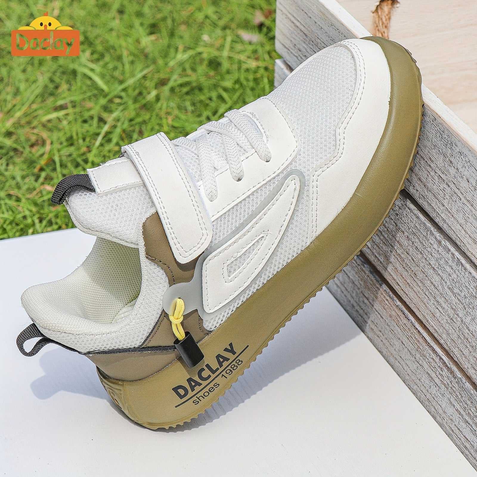 Boys Mesh Sneakers Low Top Breathable Running Basketball Casual Sports Shoes