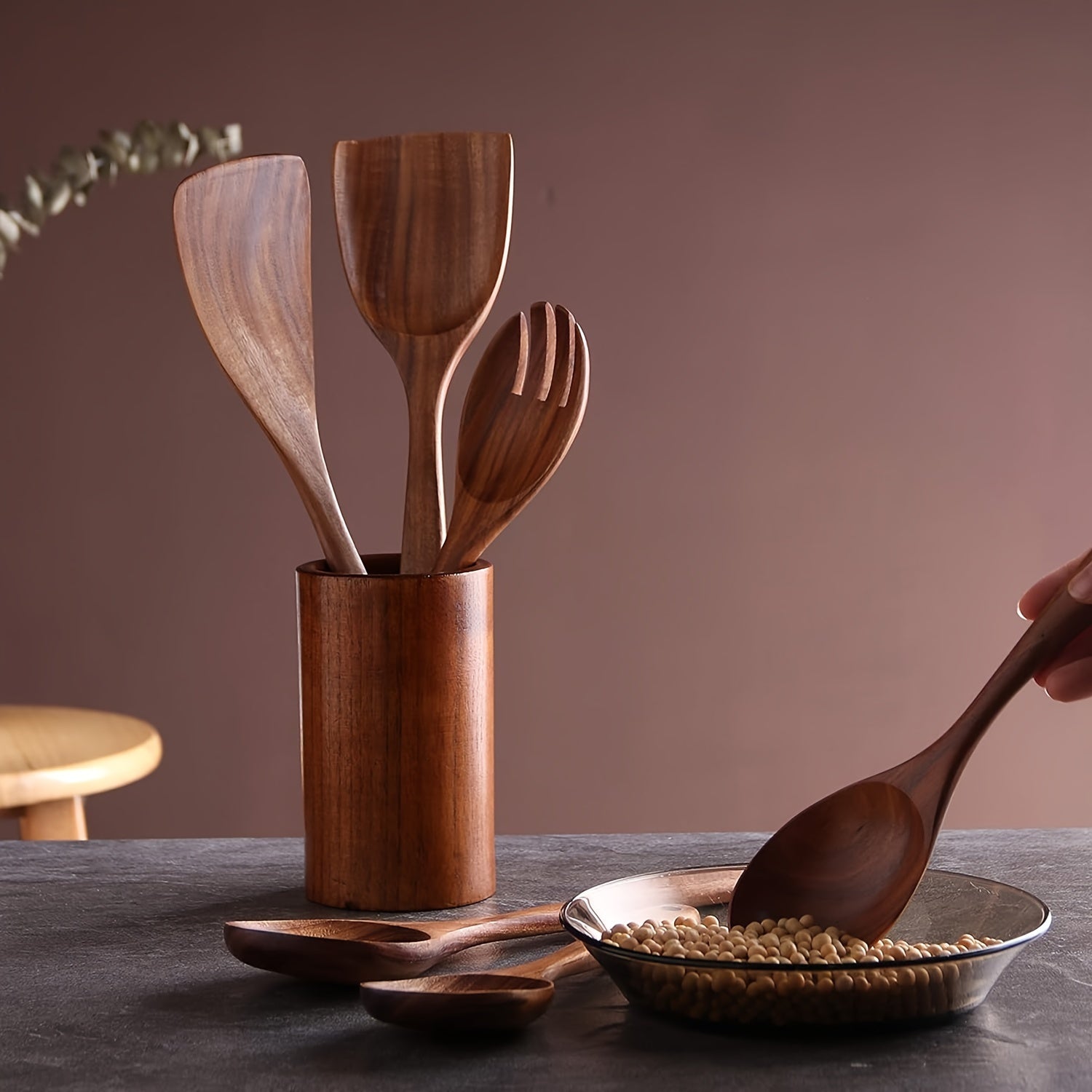 Juego de 7 utensilios de cocina de madera antiadherentes en cubo de almacenamiento con espátula, cuchara y más