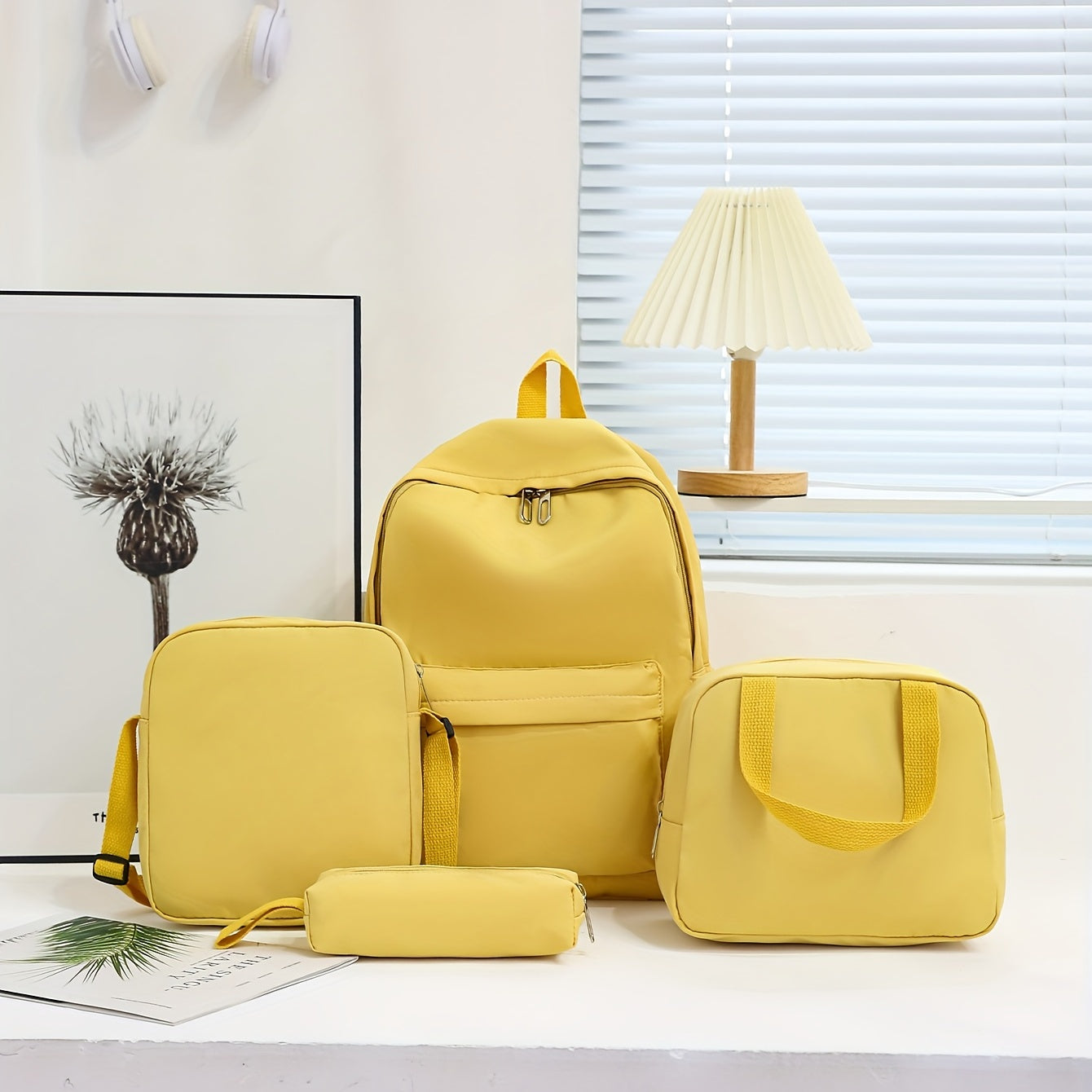 4 ta ruksak, kesish sumkasi, qo'l sumkasi va qalam sumkasi klassik bir xil ranglarda. Ayollar va erkaklar uchun tasodifiy sayohat uchun mos, katta sig'imga ega. Maktab qizlari va talabalar uchun ideal.