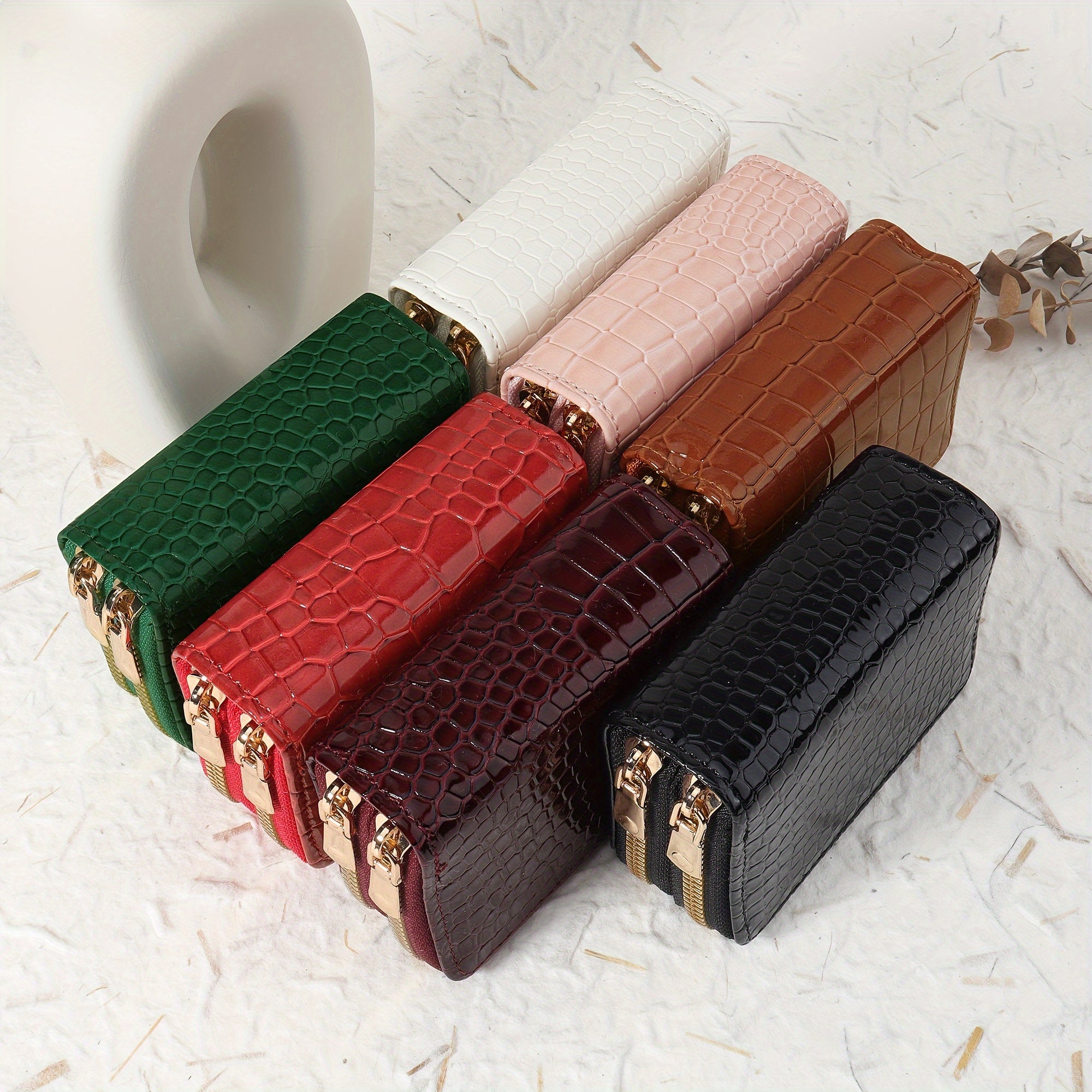Women's Crocodile Pattern Synthetic Leather Zipper Wallet with Card Slots in Multiple Colors